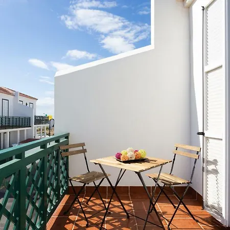 בית נופש Home2book Beach, Wifi Abades (Tenerife)